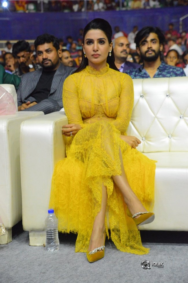Samantha-At-Zee-Cine-Awards